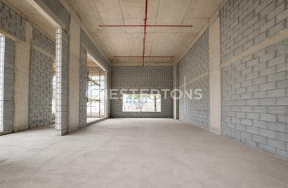 Retail - Studio for rent in Dubai Land Residence Complex - Dubai