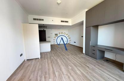 Apartment - Studio - 1 Bathroom for rent in Chaimaa Avenue 2 - Chaimaa Avenue Residences - District 13 - Jumeirah Village Circle - Dubai