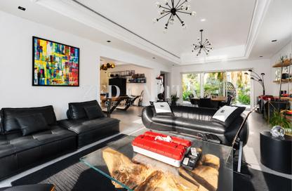 Villa - 4 - 5 for sale in Green Community - Dubai Investment Park 1 (DIP 1) - Dubai Investment Park (DIP) - Dubai