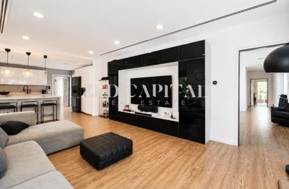 Villa - 4 - 5 for sale in Green Community - Dubai Investment Park 1 (DIP 1) - Dubai Investment Park (DIP) - Dubai