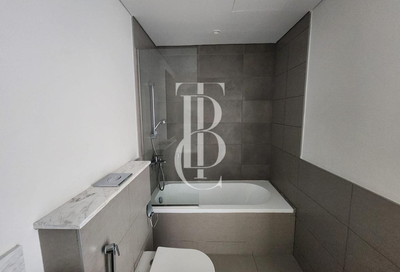 3 En-Suite Beds | Beachfront Lagoon | Family Ready photo 10