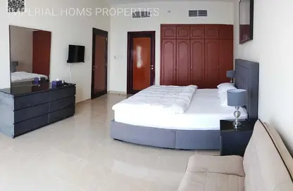 Apartment - 2 Bedrooms - 2 Bathrooms for rent in Ajman Corniche Residences - Ajman Corniche Road - Ajman