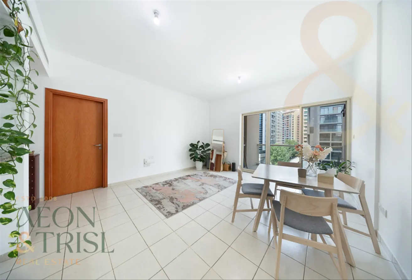 136553645 - Property Main Image