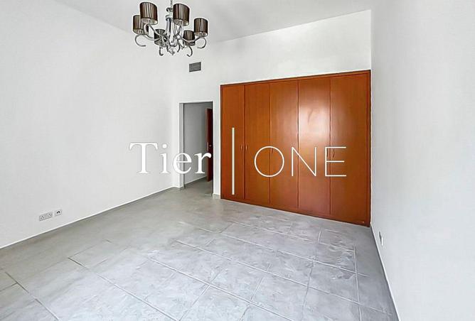 104120640 - Property Image 3