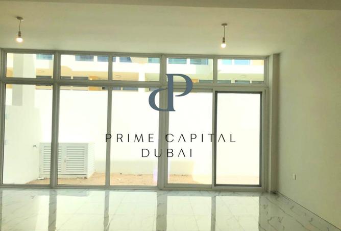 76166433 - Property Image 3