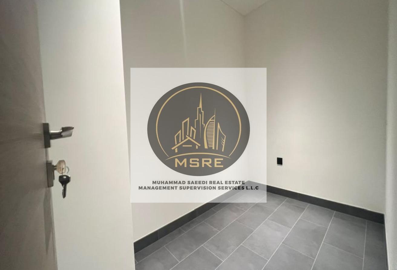 Hot Deal | Spacious 1 Bedroom | Crest Grande photo 4