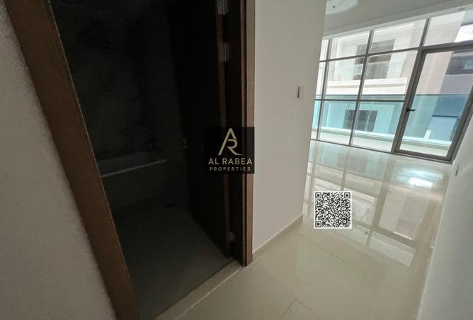 102411134 - Property Image 2