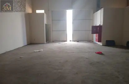 مستودع - استوديو - 1 حمام للايجار في أم الثعوب - أم القيوين