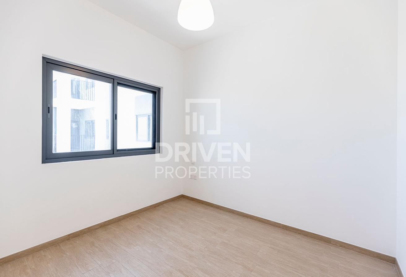Well Maintained | Near Metro | Ready to Move In photo 7