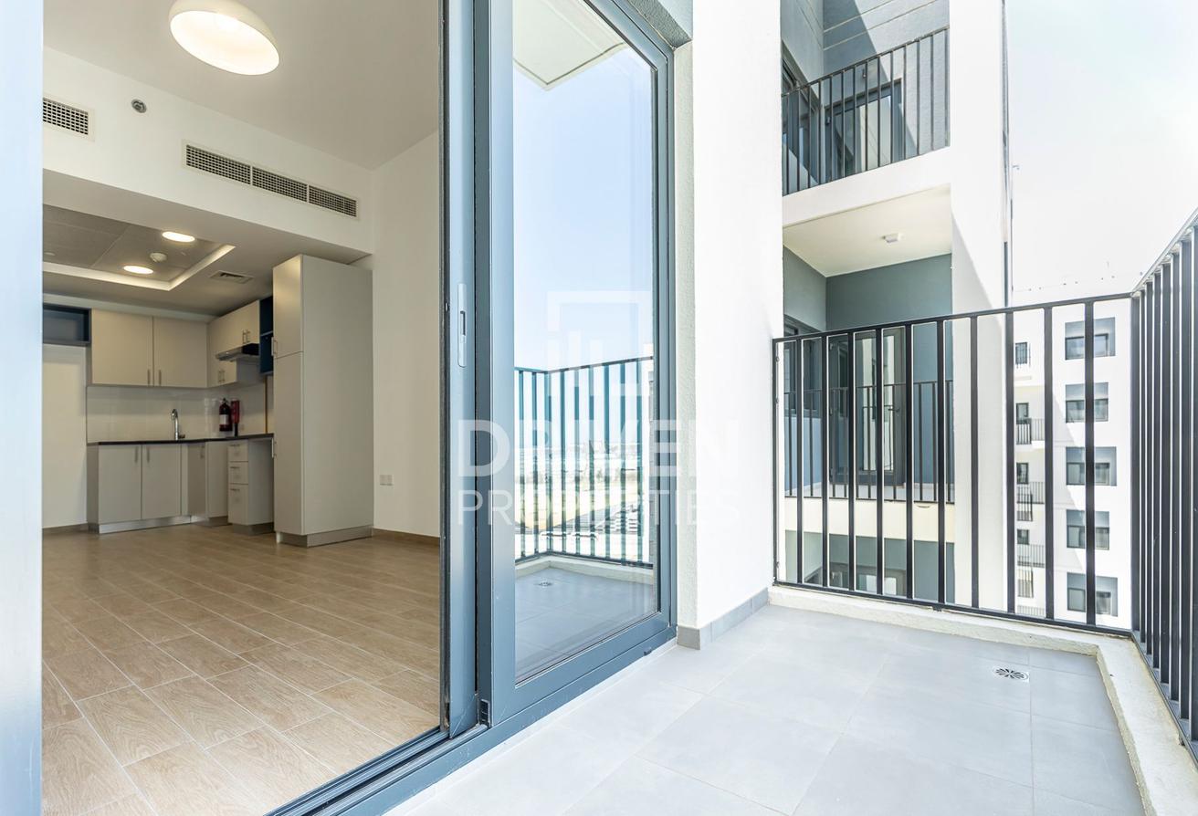 Well Maintained | Near Metro | Ready to Move In photo 12