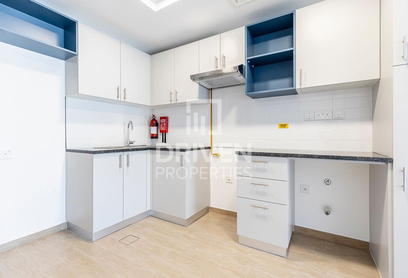 Well Maintained | Near Metro | Ready to Move In photo 10