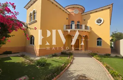 Villa - 5 Bedrooms - 5 Bathrooms for rent in Jumeirah Park - Dubai