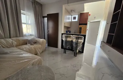 مجمع سكني - غرفة نوم - 1 حمام للايجار في كورنيش راس الخيمة - رأس الخيمة