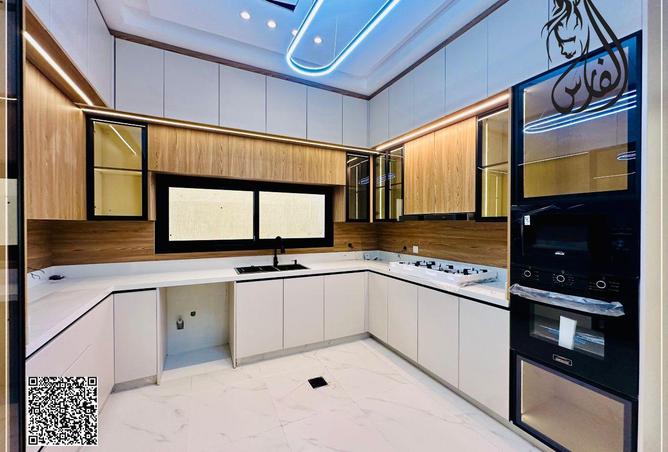 83227295 - Property Image 3