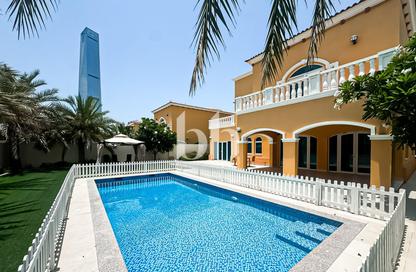 Villa - 5 Bedrooms - 5 Bathrooms for rent in District 4 - Jumeirah Park - Dubai
