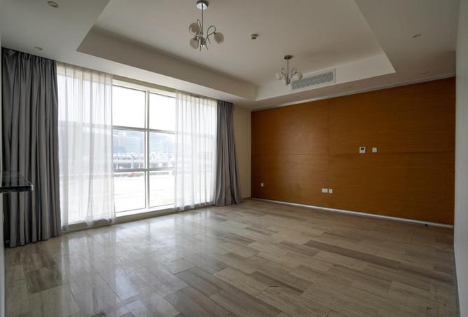 16181909 - Property Main Image