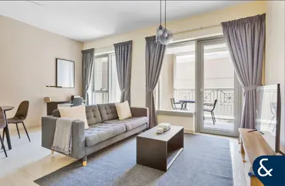 Apartment - 1 Bedroom - 2 Bathrooms for sale in 29 Burj Boulevard Tower 1 - 29 Burj Boulevard - Downtown Dubai - Dubai