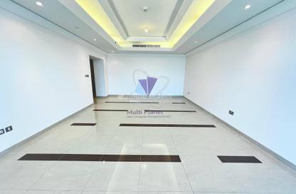 Apartment - 3 Bedrooms - 4 Bathrooms for rent in Corniche Road - Abu Dhabi