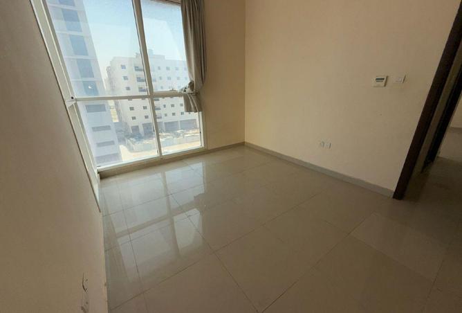 56571203 - Property Image 3