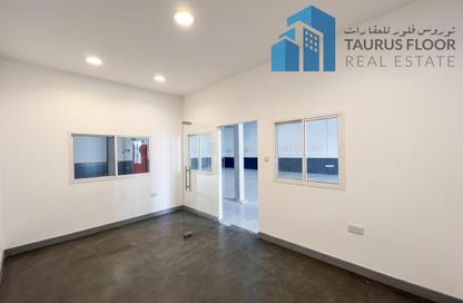 Warehouse - Studio - 3 Bathrooms for rent in Al Qusais Industrial Area 4 - Al Qusais Industrial Area - Al Qusais - Dubai
