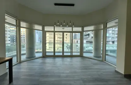 Apartment - 2 Bedrooms - 2 Bathrooms for rent in Marina Park - Dubai Marina - Dubai