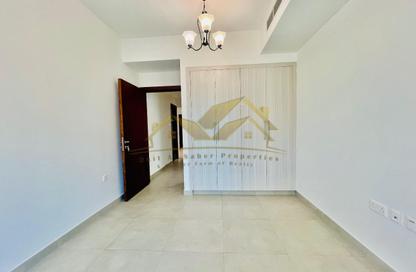 Apartment - 2 - 3 for rent in Astoria Building - Jumeirah Garden City - Al Satwa - Dubai