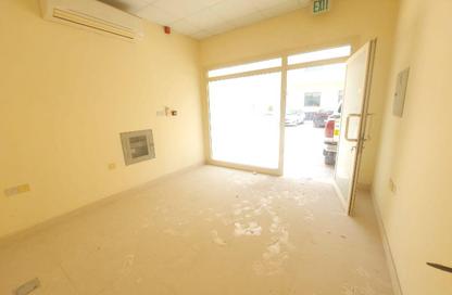 Shop - Studio - 1 Bathroom for rent in Muwailih Building - Muwaileh - Sharjah
