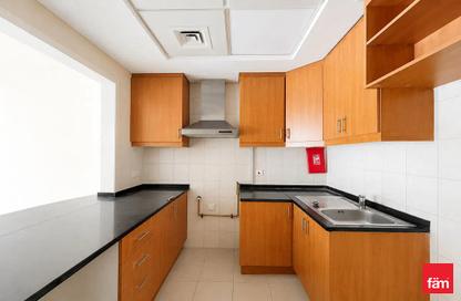 Apartment - Studio - 1 Bathroom for rent in Building 148 - Contemporary Cluster - Jumeirah Islands - Dubai