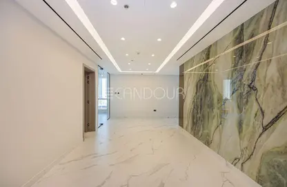 Office Space - Studio - 1 Bathroom for rent in The Regal Tower - Business Bay - Dubai