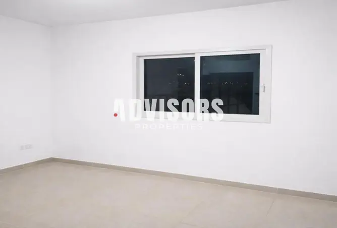 132002012 - Property Image 3