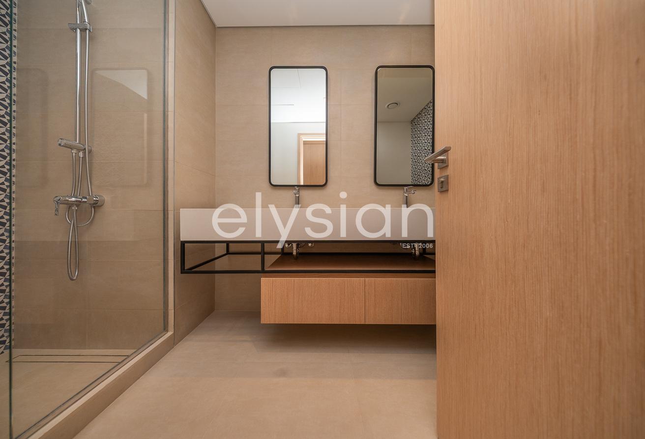Sea & Marina View | Ready to Move In photo 13