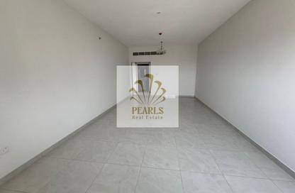 Apartment - 2 Bedrooms - 3 Bathrooms for rent in Cornish Tower - Al Rumaila - Ajman