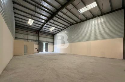 Warehouse - Studio for rent in Al Qusais Industrial Area - Al Qusais - Dubai