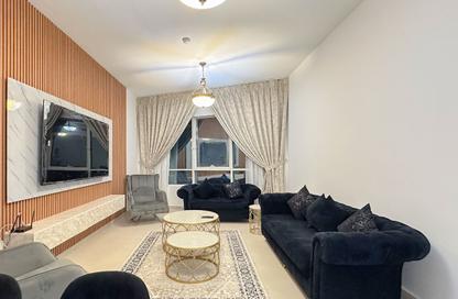 Apartment - 2 Bedrooms - 2 Bathrooms for rent in Beach Tower 1 - Al Khan Lagoon - Al Khan - Sharjah