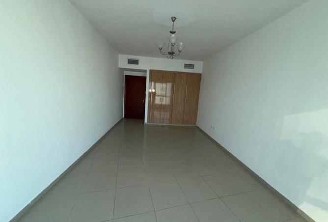 56943674 - Property Image 3