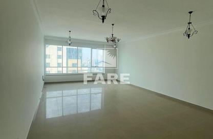 Apartment - 2 - 3 for sale in Al Muhannad Tower - Al Majaz 3 - Al Majaz - Sharjah Apartment - 2 - 3 for sale in Al Muhannad Tower - Al Majaz 3 - Al Majaz - Sharjah