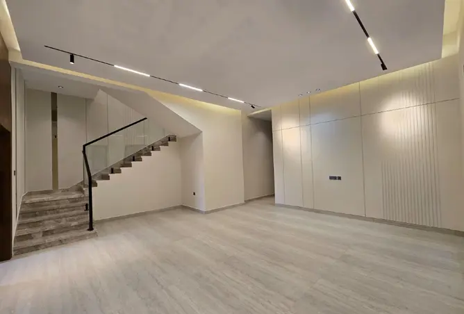163695521 - Property Image 3