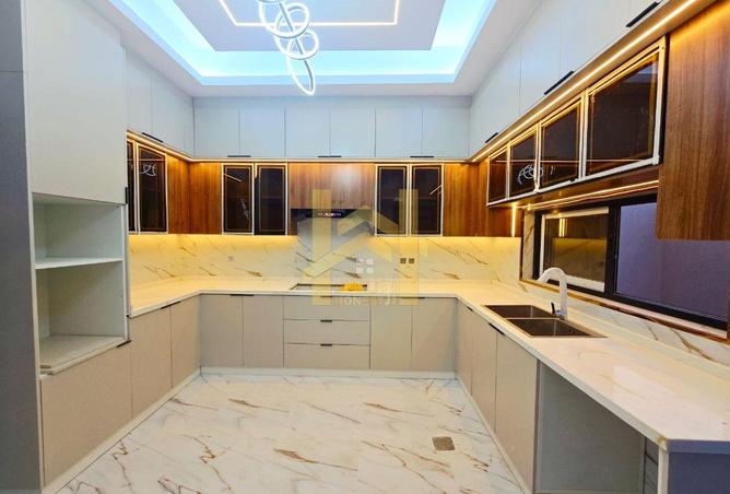 121096537 - Property Image 3