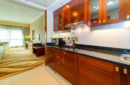Apartment - Studio - 1 Bathroom for rent in Tourist Club Area - Abu Dhabi