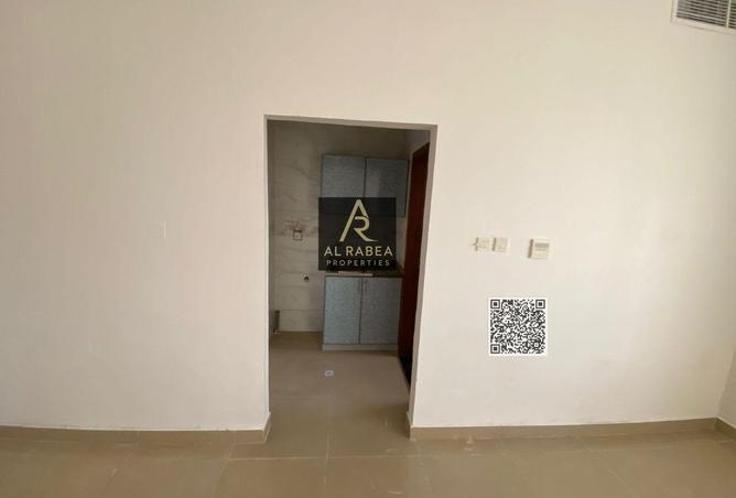 111403921 - Property Image 3
