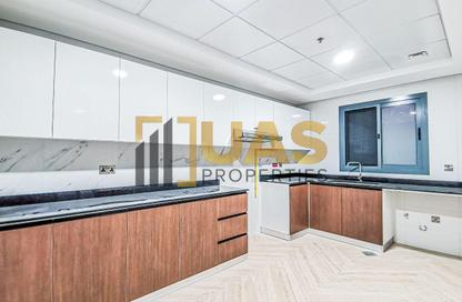 Apartment - 1 - 2 for rent in Al Hudaiba Mall - Al Hudaiba - Bur Dubai - Dubai