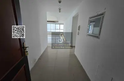Apartment - 2 Bedrooms - 2 Bathrooms for rent in Corniche Tower - Ajman Corniche Road - Ajman