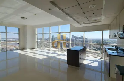 Apartment - 2 Bedrooms - 3 Bathrooms for rent in Reef Residence - District 13 - Jumeirah Village Circle - Dubai