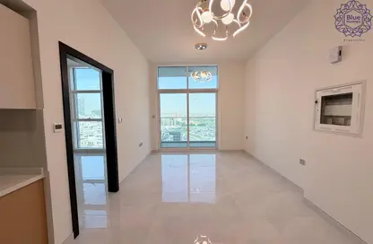 شقة - غرفة نوم - 1 حمام للايجار في سكايز من دانوب - ارجان - دبي