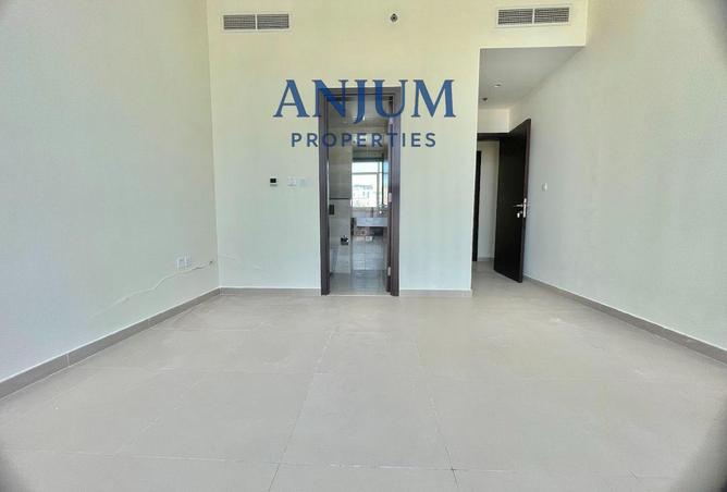 82393711 - صورة العقار 3