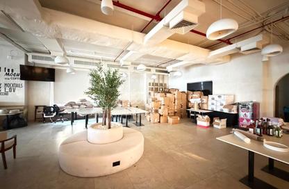 Shop - Studio - 4 Bathrooms for rent in Tabarak Tower - Al Mamzar - Al Mamzar - Sharjah - Sharjah