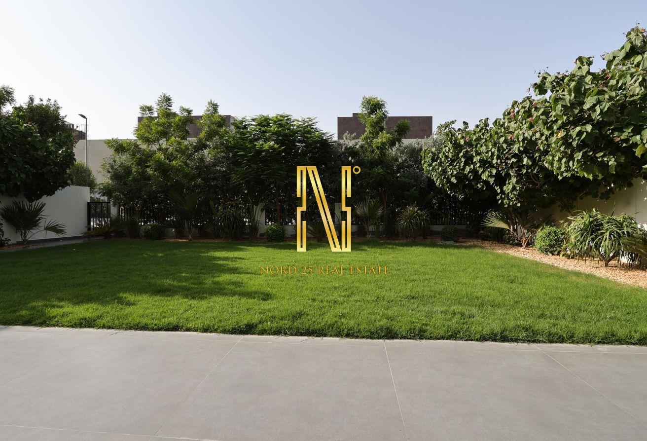 Unfurnished | Big Plot | Available from September photo 14