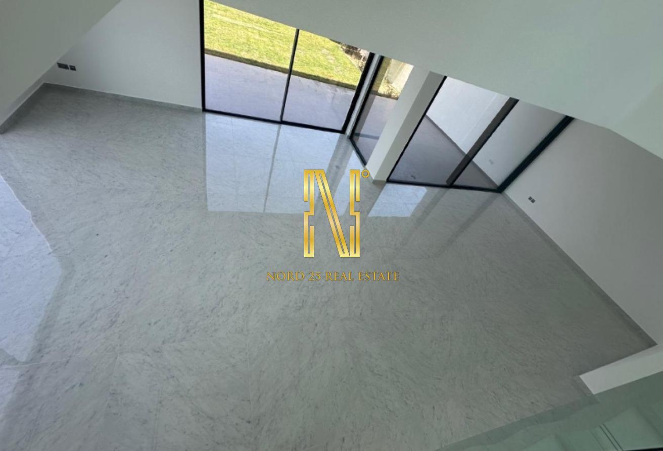Unfurnished | Big Plot | Available from September photo 13