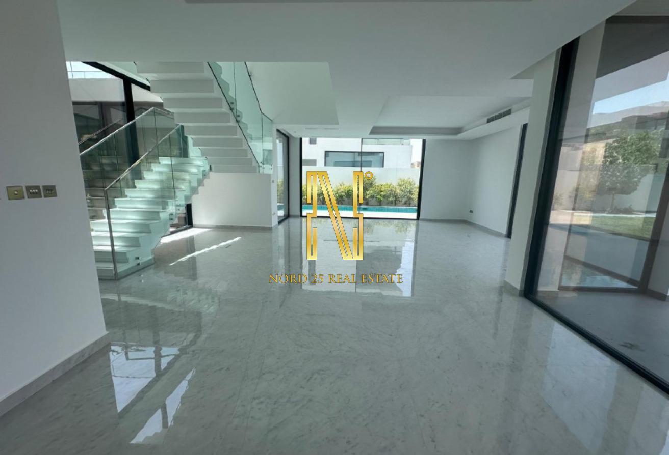 Unfurnished | Big Plot | Available from September photo 8