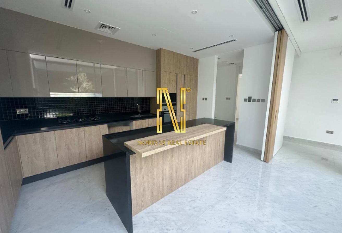 Unfurnished | Big Plot | Available from September photo 6